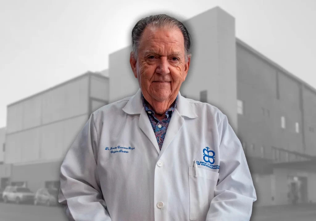 Doctor Ernesto Carmona especialista Dentista