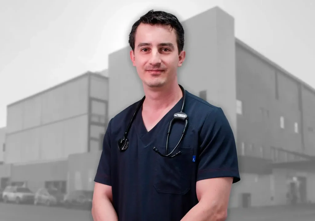 Doctor Luis Ramírez Monterrubio especialista reumatólogo