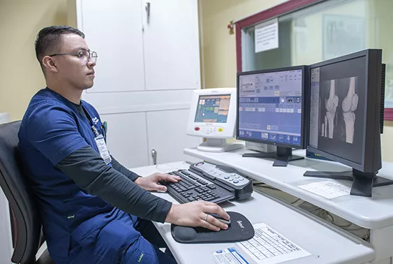 Uso Rayos X en Hospital de Especialidades