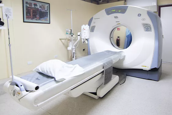 USO Tomografía Hospital de Especialidades Rayos X