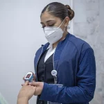 Enfermera del Hospital de Especialidades U